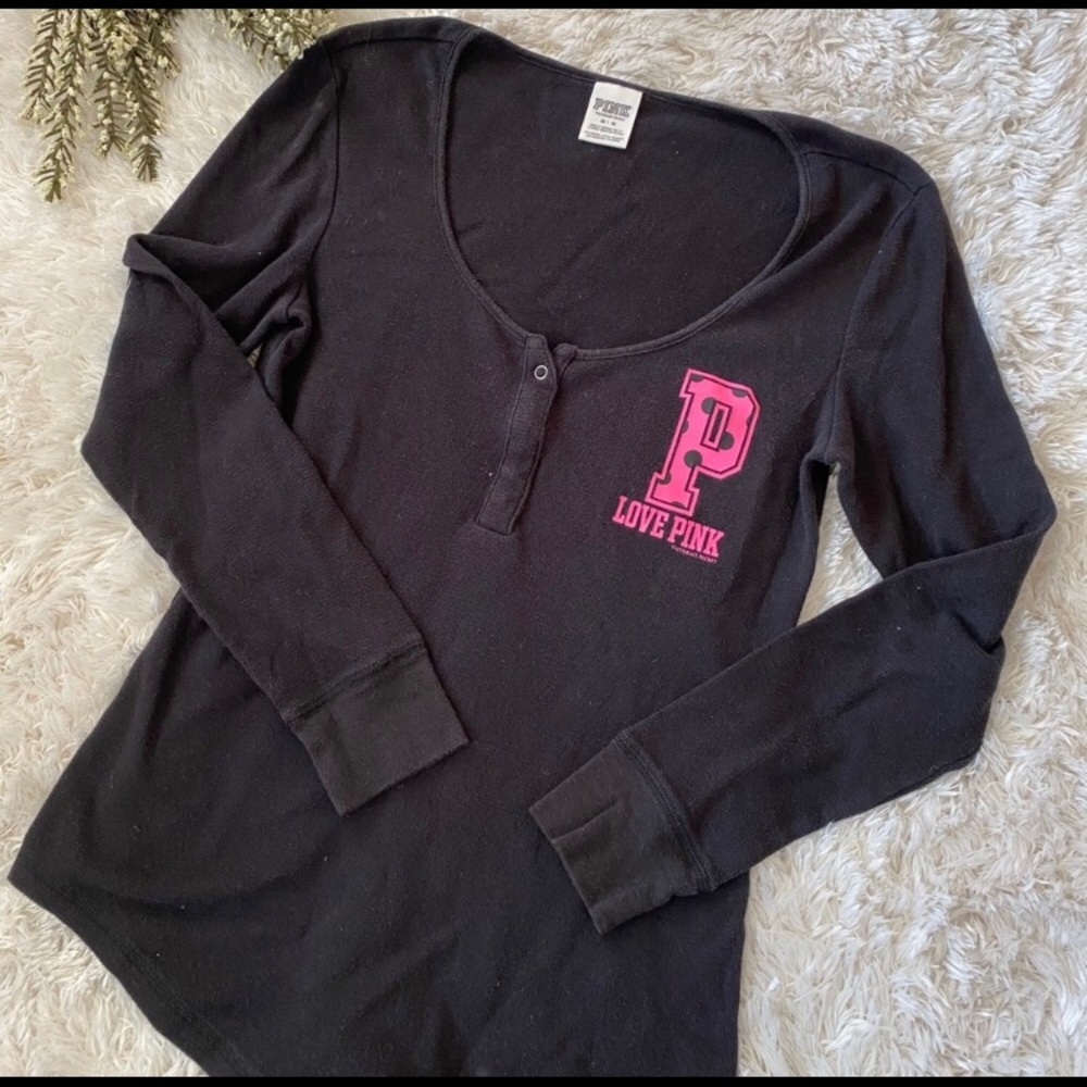 💜Love Pink Henley